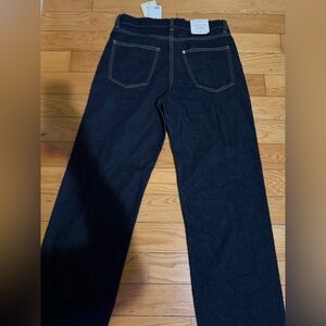 H&M STRAIGHT RELAXED JEANS SIZE 30/32